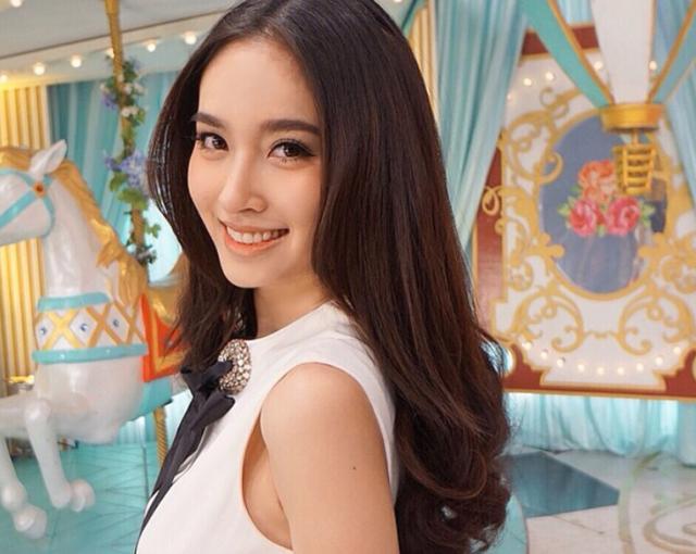 中国人问：为什么泰国女孩个个漂亮？泰国某网民：混血出美女