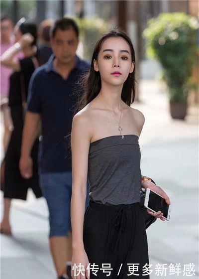 街拍:夏天就是一个炎热的季节,如何能够好看,而且还清凉呢? 百乐宫国际