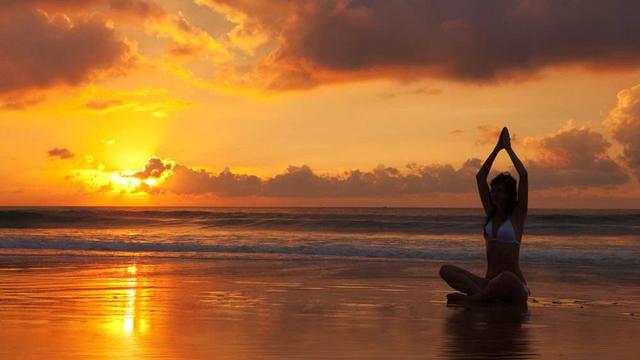 李嘉诚、马云、任正非、比尔盖茨等大佬创业名