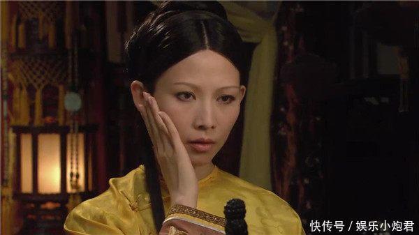 死都不知,皇后为何每次卸妆都必须亲手摘掉耳