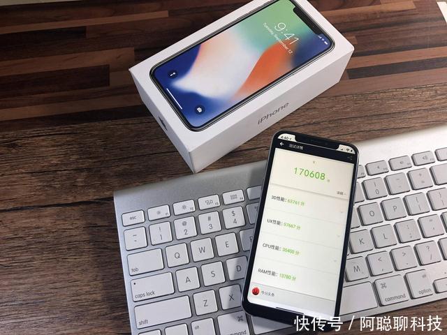 山寨iPhone X一台只需要一千多,甚是被折服啊