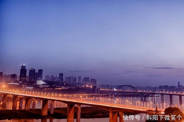 作为二线最强城市,重庆是怎么做到房价最低的