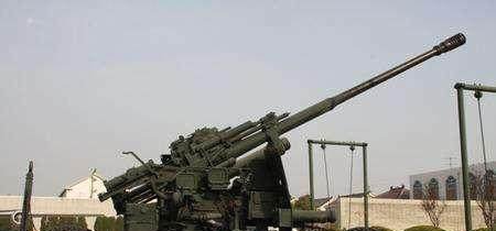 每分钟打15发炮弹 ,直达12000米高空,1发就可