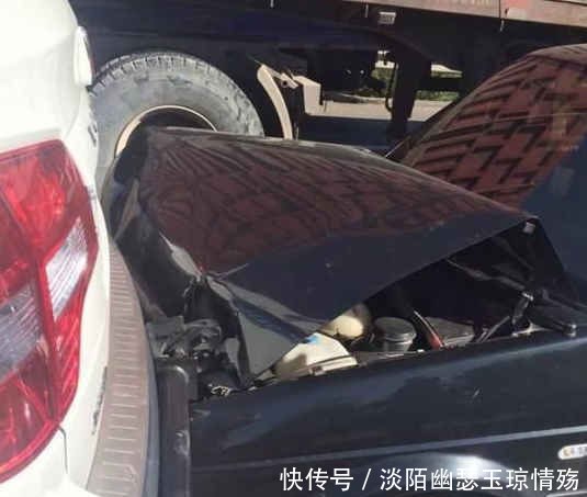 流氓钩真的是好东西?交警表示追尾后车全责,流