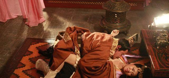 古代女子放逐后, 会被安排到这个组织, 白天做女