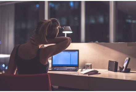 女人经常熬夜吃什么好