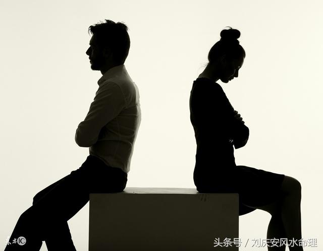 八字案例,驿马旺,又食伤旺,官杀混杂婚姻难顺离