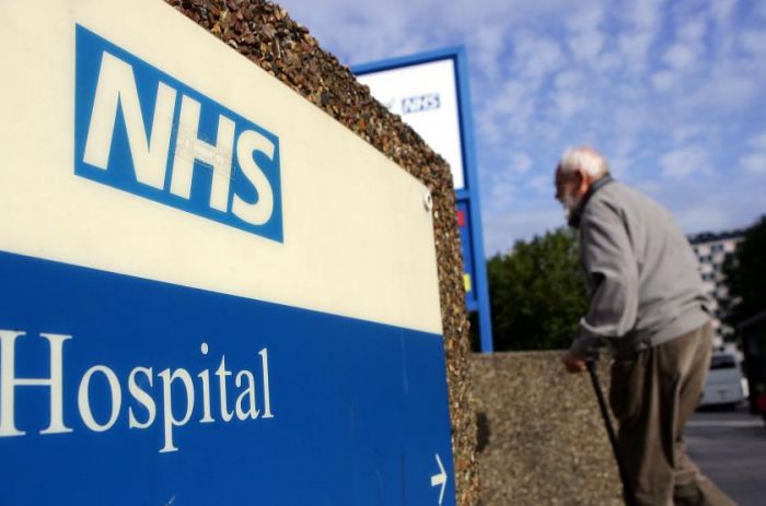 英国NHS就是个联合国:员工来自202个国家，中国人就有807人