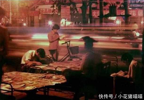 妻子称与闺蜜在外过夜,丈夫疑心打电话,却听到