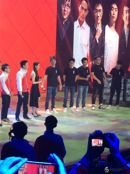 一个时代一个故事(2)5.jpg