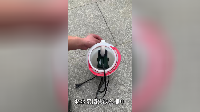 鱼缸加水多高（鱼缸加水多高合适）