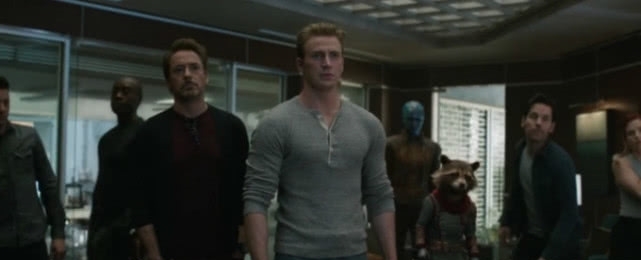 复联4》结局唯美,托尼和寡姐留下希望,美队感