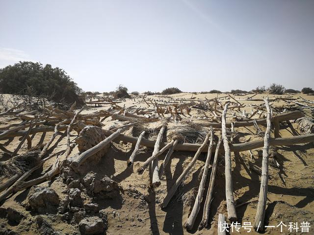 葬于风沙的“阿其克考其克”古城，沙漠腹地中的千年文明