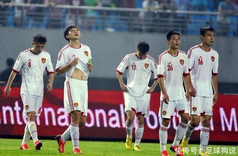 国足稳赢泰国?别闹了,国足上一次热身赛客场赢