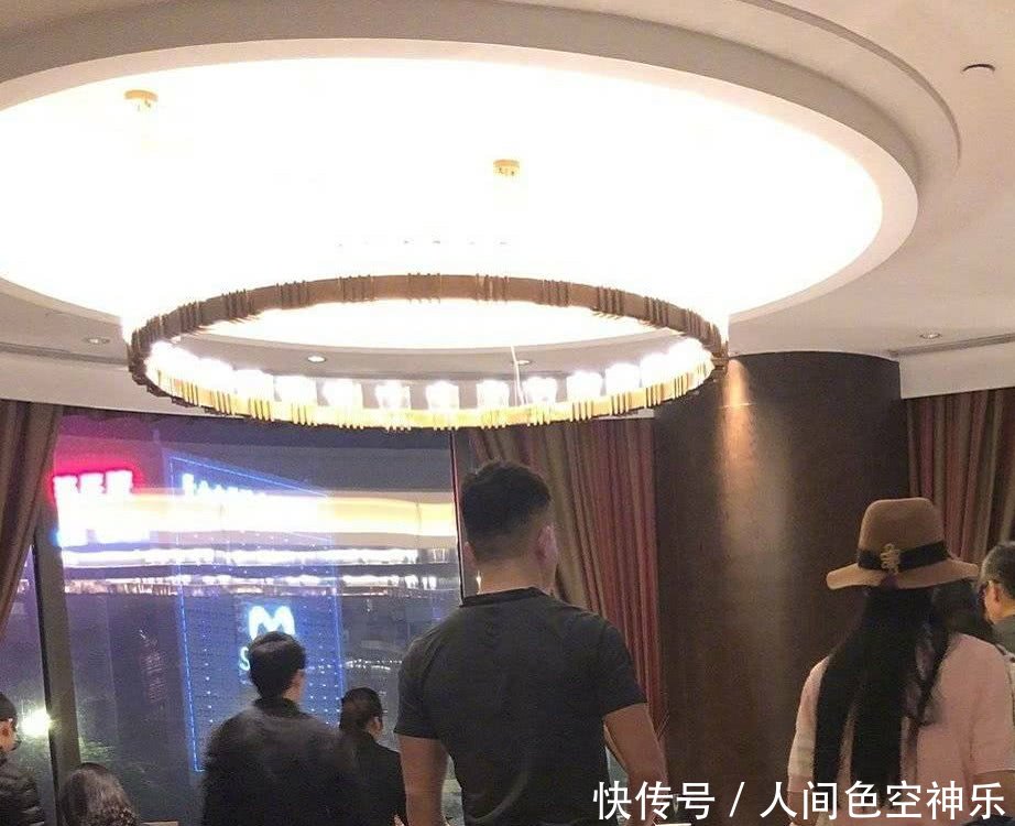 张馨予升级当妈,低调又接地气的明星,婚后两口