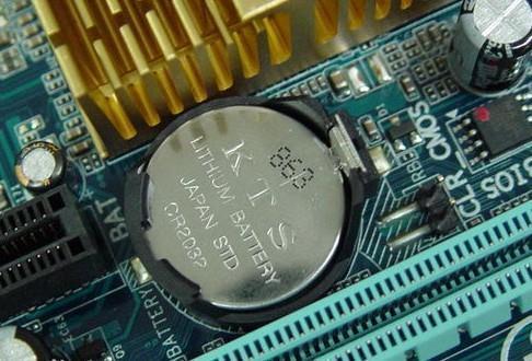 电脑主机光驱电脑打开_电脑主机电池_电脑主机的电池怎么拆