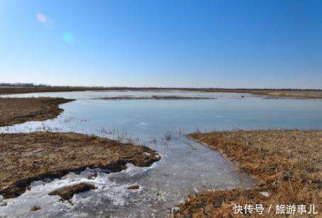 中国沙漠第一工程,荒漠中挖9个西湖,日本人点