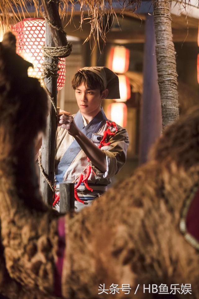 《我是大侦探》吴磊化身店小二 鬼马活泼情话