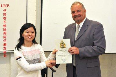 那个在巴塞罗那得满分的奥运女子体操冠军陆莉