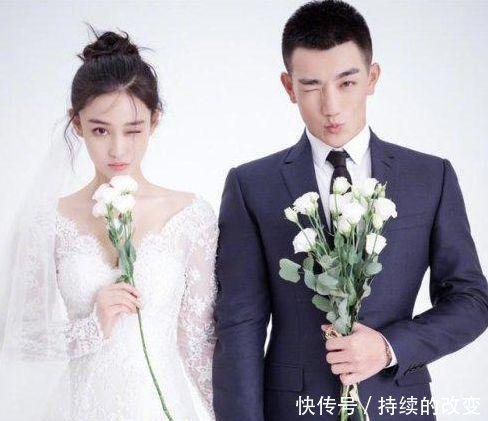 张馨予晒结婚照,半个娱乐圈道贺,唯有他的祝福