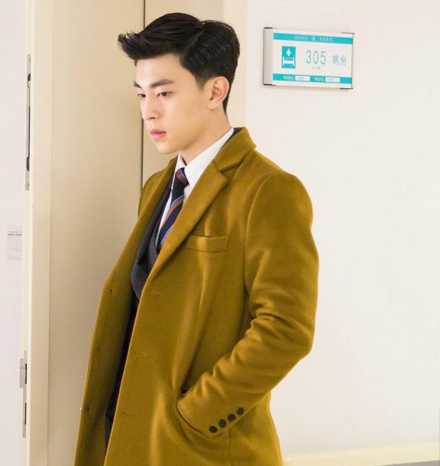 放羊的星星:邓伦当男主,李沁演女主呼声高,谁才