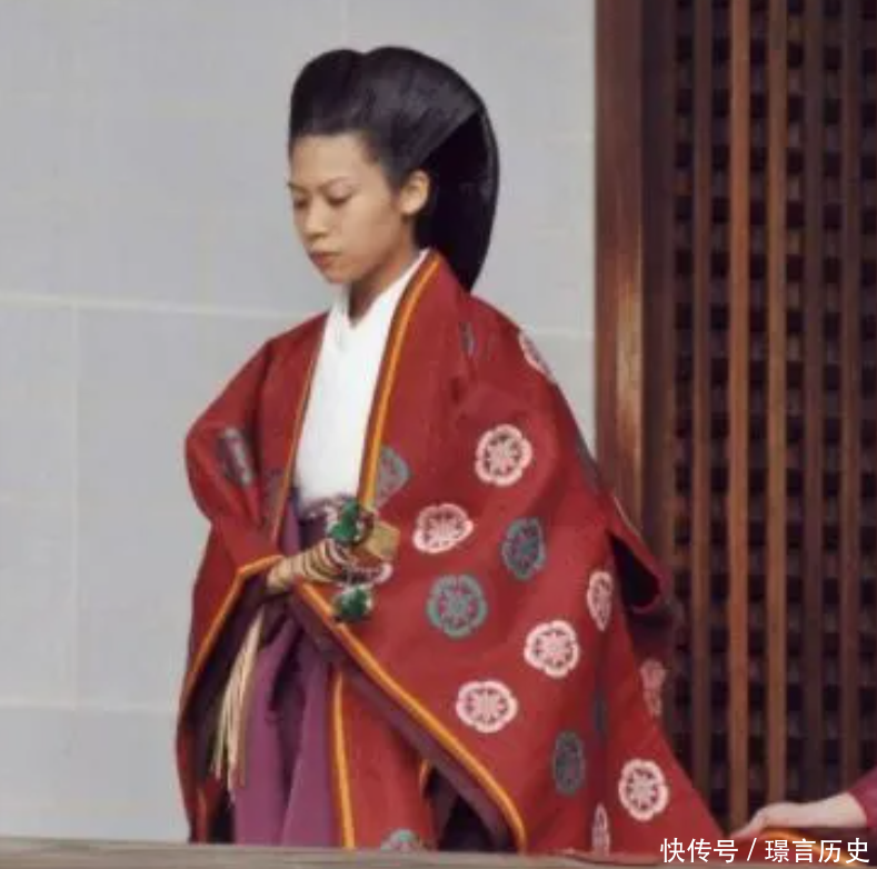 日本典子公主高嫁？天生凸嘴龅牙，26岁执意嫁41岁中年发福的和尚 360娱乐，你开心就好