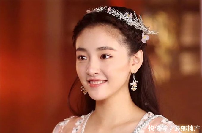 《夜空中最闪亮的星》女主古装,最美的不是吴