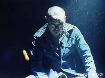 《龙在江湖》和《杀手之王》出自同一年,1999