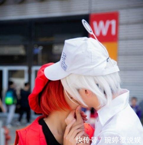 工作细胞白血球红血球coser公然秀恩爱,网友表