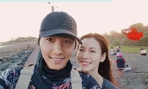 爱上女主播1-20集电视剧中文版 t01ef05fad9a5e1dc56.jpg