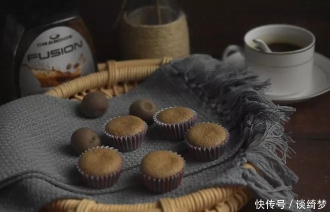 咖啡纸杯蛋糕,一口下去满满的幸福感! 御匾会国际注册