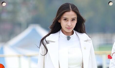 怎么当别人的女神 t01f365cd8a0e2b0aa8.jpg