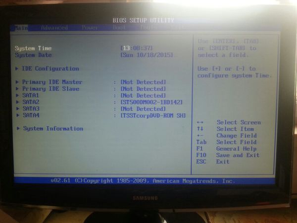 win77系统电脑开机时黑屏,且左上角有光标在闪