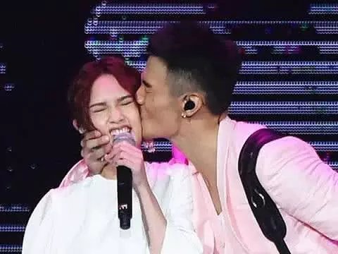 杨丞琳发布一组照片,让网友直呼:齐悦是贺军翔