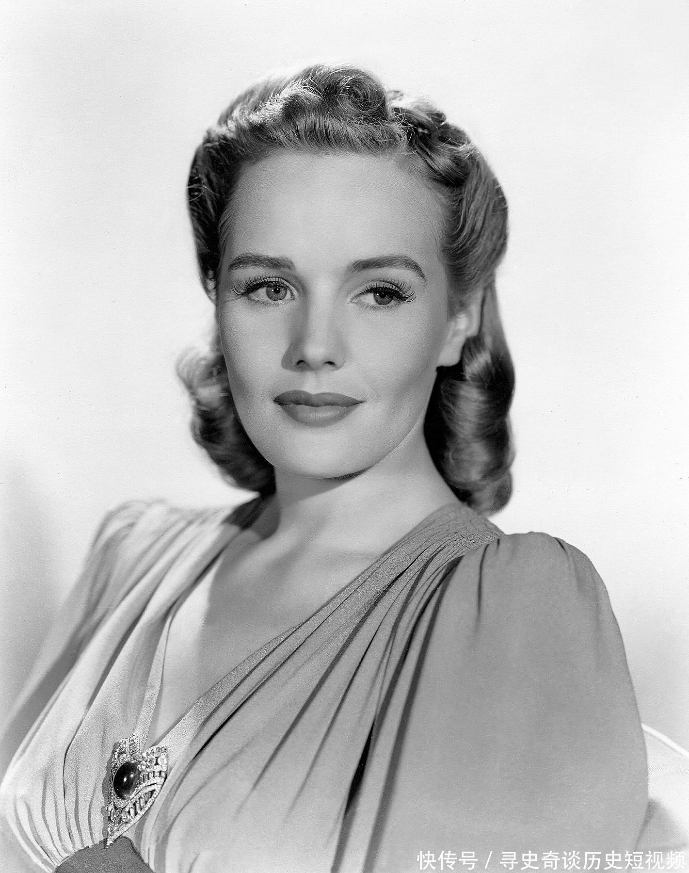 好莱坞最惨女星：被母亲囚禁11年，还被送进精神病院受尽折磨！ - 360娱乐