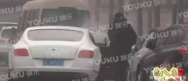 贾乃亮和李小璐和好如初?同框秀恩爱,还发了