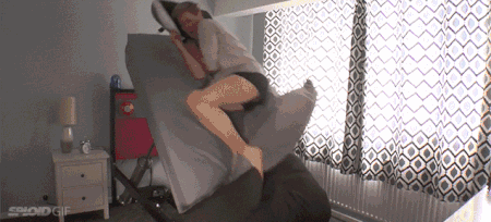 眼睛模糊看不清是怎么回事60岁 t01fbd530baeef3069c.gif?size=450x204