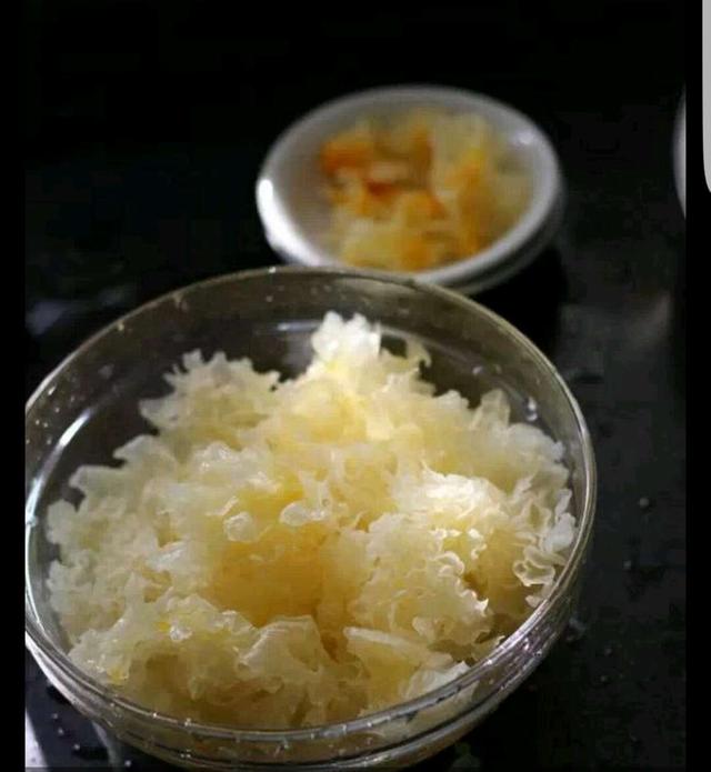 嫩肤首选雪耳-平民燕窝吃出满脸的胶原蛋白