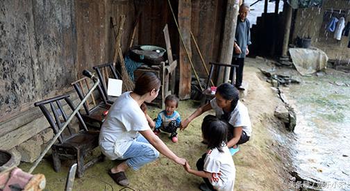 成龙捐款霸气,赵本山捐款豪放,而他捐4000万善