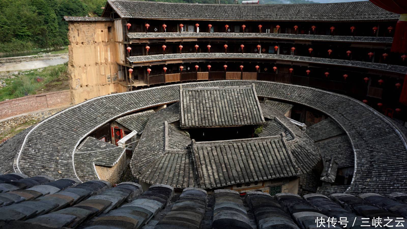 中国古建筑的一朵奇葩，福建永定土楼，神奇的山区民居冬暖夏凉