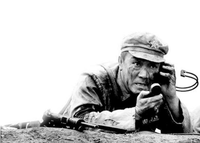 抗战时期日军占领这里后,看到人们一露出这东