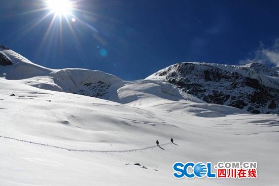 毕棚沟半脊峰冰雪登山大会5月开启 30余城设报名点