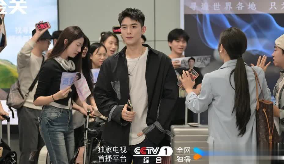 央视又一悬疑剧开播成黑马,全员实力派熬夜追都不过瘾 - 360娱乐,你开心就好