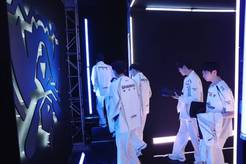 全负战绩回家！LPL一号种子AL致歉:故事不会停在这里