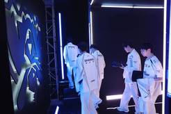 一觉醒来回家了！LPL一号种子0胜场止步16强