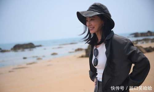 張小斐青島拍戲玩滑板,鹿晗再赴青島引猜測,近期明星扎堆現(xiàn)身