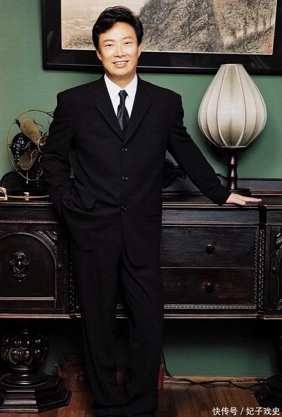 无妻无子，已退休，当了一辈子“痴情王子”的费玉清，现在怎样了- 360娱乐