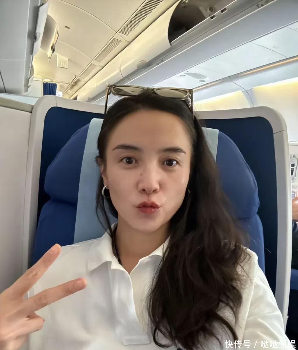 44岁女星毫无征兆晒17张自拍，是在记录生活还是意有所指呢？ - 360娱乐，你开心就好