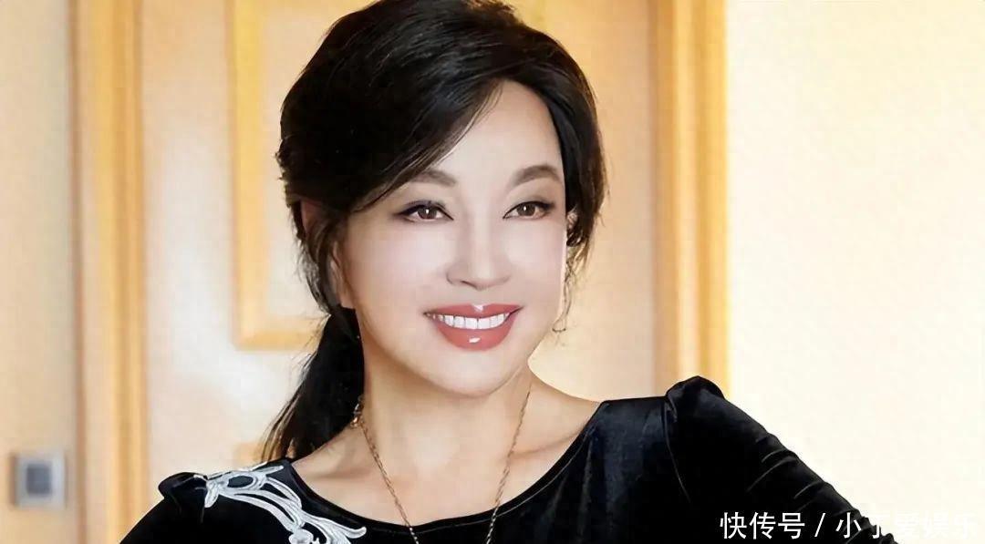 她在秦城監獄住了422天，出來后用22年活成了傳說