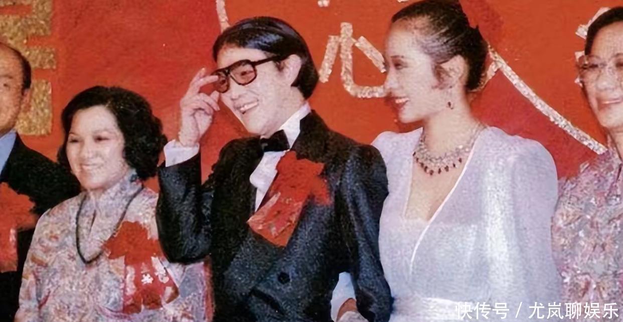 港姐传奇朱玲玲：离婚后的幸运，是三个孩子没有后妈